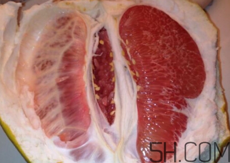 紅心柚子與白肉柚子有什么差別？紅心柚子是轉(zhuǎn)基因嗎？