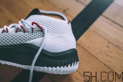 adidas dame 4多少錢？阿迪達(dá)斯利拉德四代上腳效果
