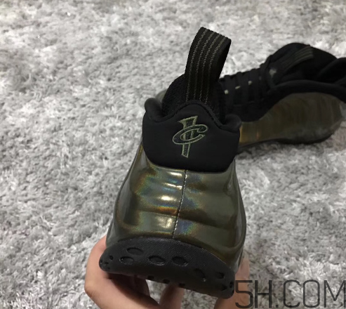 nike air foamposite one legion green全息噴什么時(shí)候發(fā)售？