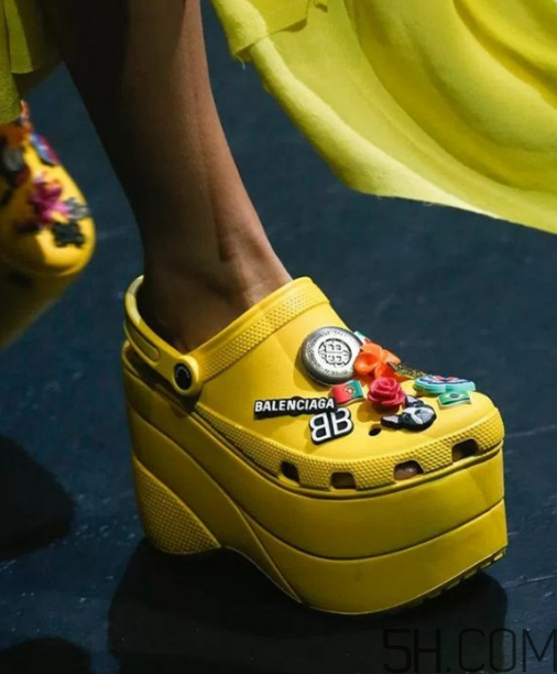 balenciaga巴黎世家厚底洞洞鞋什么時(shí)候發(fā)售？