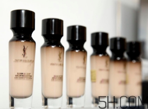 ysl女神粉底液怎么樣？ysl女神粉底液和超模粉底液對比