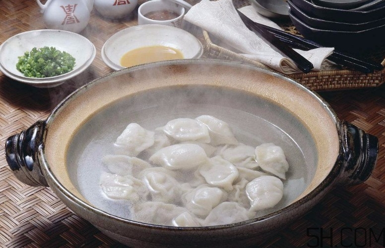 煮餃子怎么煮不破皮？煮餃子怎么看熟沒熟？