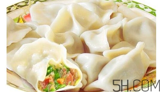 煮餃子開鍋煮皮還是餡？煮餃子蓋不蓋鍋蓋？