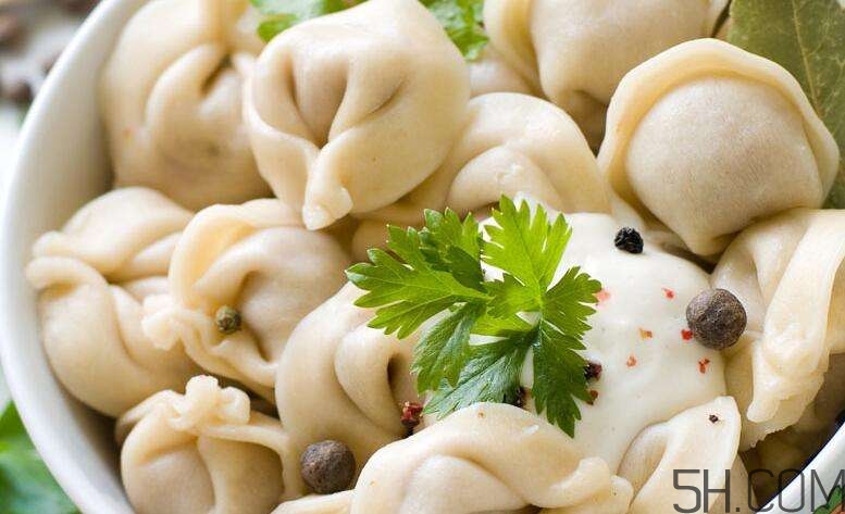煮餃子開鍋煮皮還是餡？煮餃子蓋不蓋鍋蓋？