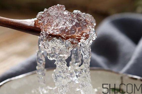 泡發(fā)后的雪燕怎么保存？燉好的雪燕可以放多久