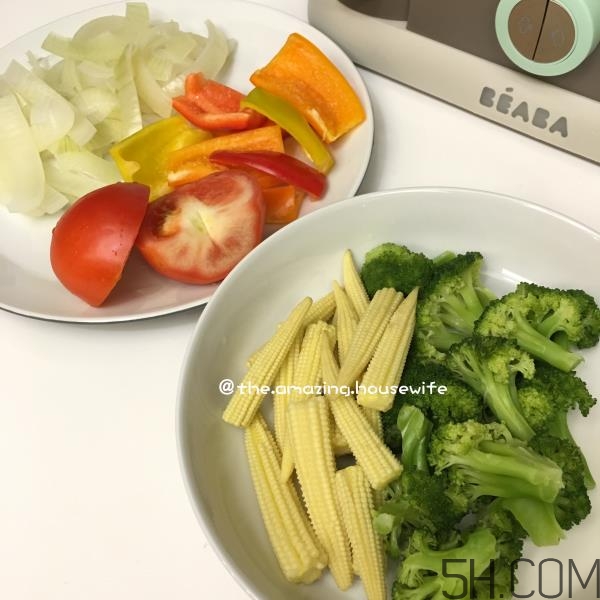 關(guān)于寶寶吃輔食的疑難問題，答案在這里