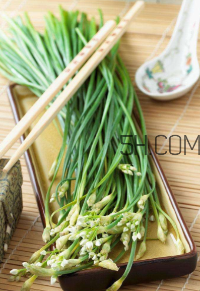 來月經(jīng)可以吃韭菜嗎？韭菜花的腌制方法