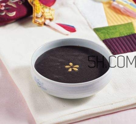 黑芝麻有點(diǎn)苦正常嗎？黑芝麻有保質(zhì)期嗎？