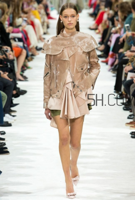 valentino2018春夏系列怎么樣_好看嗎？