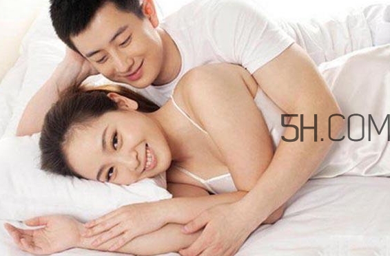 孕晚期同房有助于生產(chǎn)嗎？孕晚期同房對胎兒有影響嗎？
