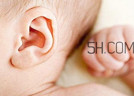 耳朵會感染腳氣嗎？耳朵感染腳氣怎么治