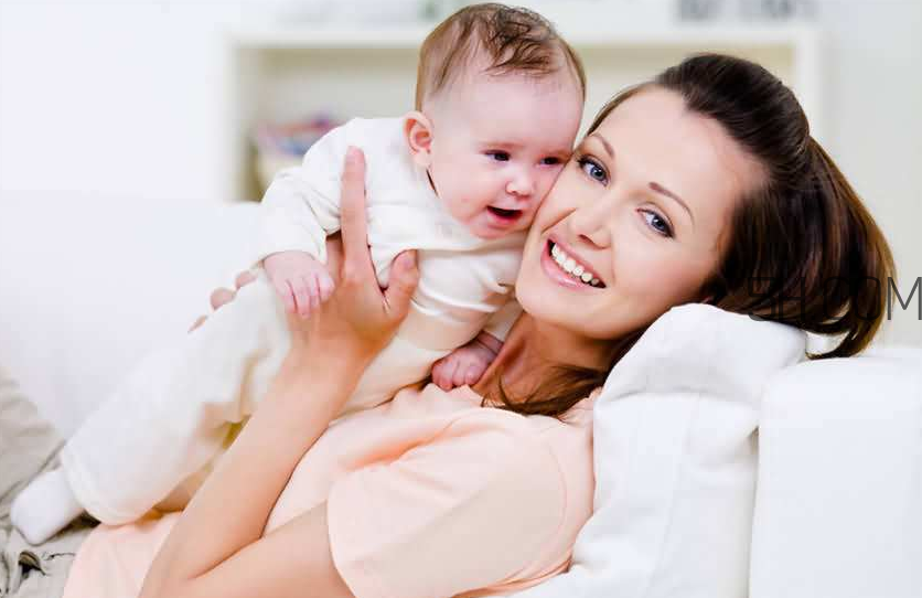 母乳期發(fā)高燒怎么辦？感冒咳嗽能喂奶嗎？