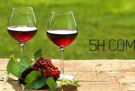 葡萄酒是不是時(shí)間越長(zhǎng)越好？葡萄酒是甜的嗎