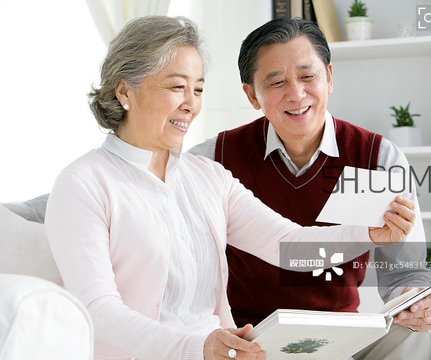 頸椎病能游泳嗎？頸椎病能引起胸疼嗎？