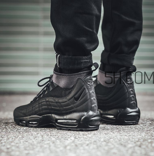 nike air max 95 triple black黑魂配色上腳效果怎么樣？