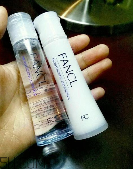 fancl水乳哪個系列好用？fancl芳珂水乳成分