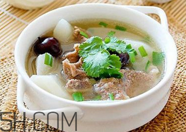 秋燥喝什么湯好？秋季適合吃什么肉？