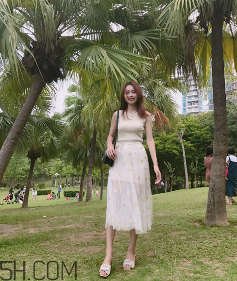 歐時力衣服尺碼偏大嗎？歐時力衣服可以退嗎？
