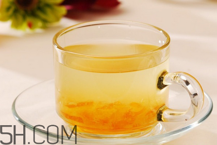 紅心柚和白心柚有什么區(qū)別？柚子皮泡水喝的作用？
