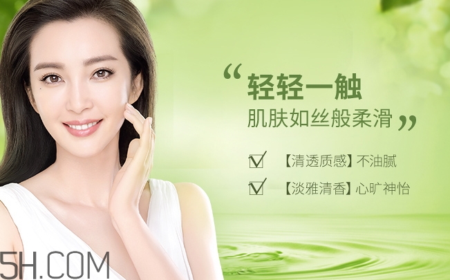 百雀羚爽膚水怎么樣？百雀羚爽膚水含酒精嗎？