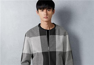 太平鳥衣服檔次怎么樣？太平鳥衣服貴嗎？