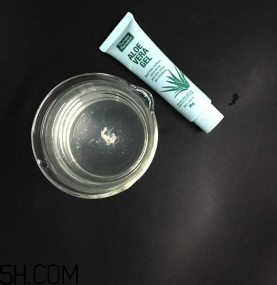 昭貴蘆薈凝膠汁怎么樣？昭貴蘆薈膠和完美蘆薈膠哪個好？