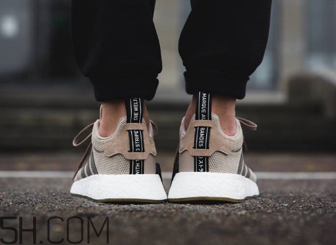 adidas nmd r2 trace khaki上腳效果怎么樣？