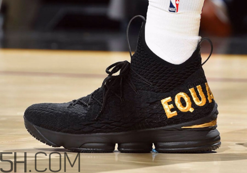 nike lebron 15 equality黑金配色會(huì)發(fā)售嗎？