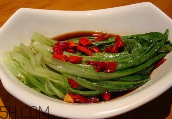 油麥菜不能和什么一起吃？油麥菜什么人不能吃