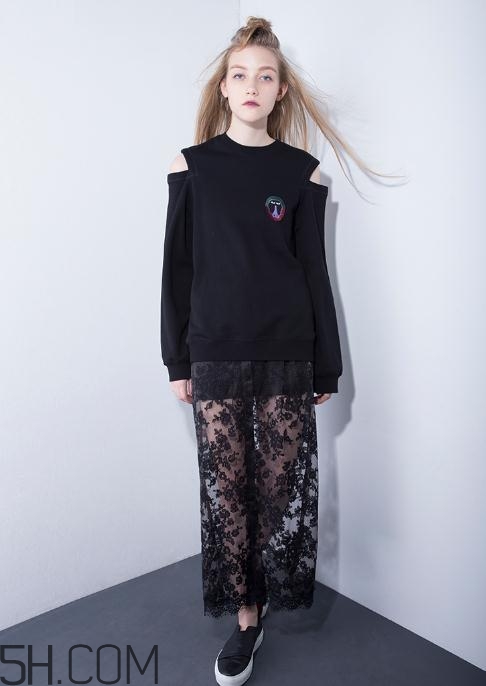 地素衣服適合什么人？地素衣服的質(zhì)量怎么樣？