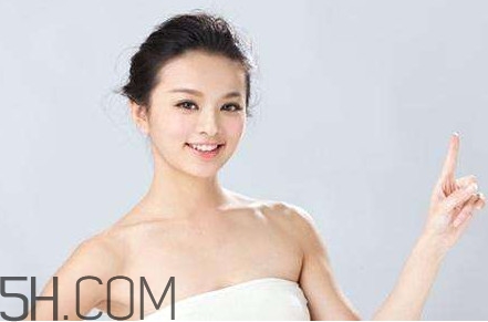醋洗頭能治白發(fā)嗎？醋洗頭有什么壞處