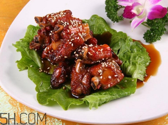 糖醋排骨怎樣做肉不硬？產(chǎn)婦能不能吃糖醋排骨