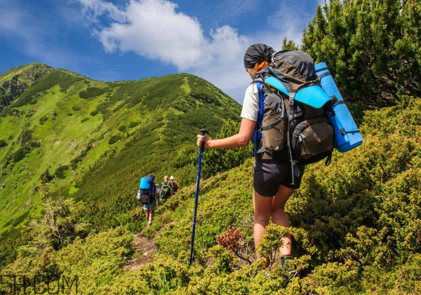下雪爬山要準(zhǔn)備什么？爬山后小腿疼怎么按摩？