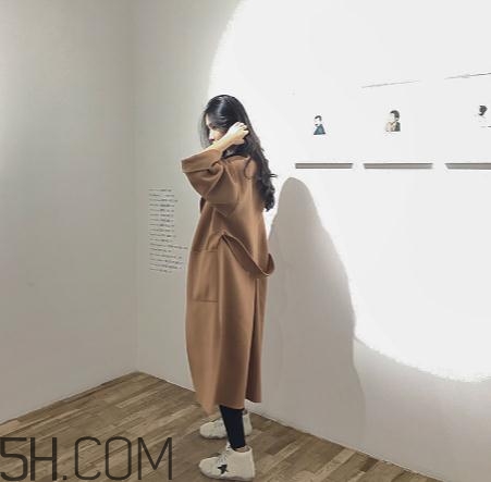 雙面羊絨大衣什么時(shí)候穿？雙面羊絨大衣什么溫度穿？