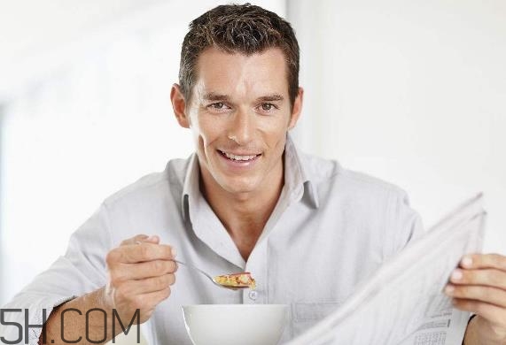 肺氣腫可以吃西洋參嗎？肺氣腫可以吃三七粉嗎？