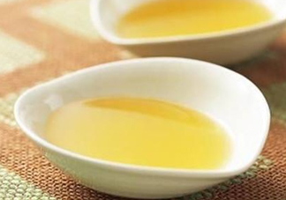 調(diào)和油和大豆油哪個(gè)好？調(diào)和油是色拉油嗎