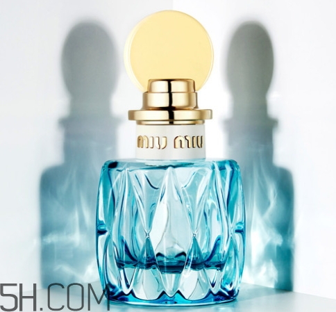 miumiu香水黃蓋和紅蓋哪個好聞？miumiu紅蓋黃蓋區(qū)別