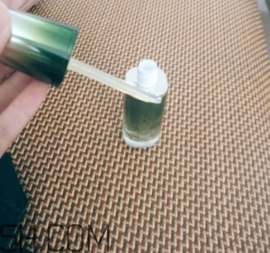 百雀羚肌初賦活系列怎么樣？百雀羚肌初賦活系列適合年齡