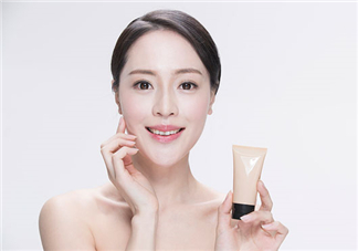 青春痘能不能擠？青春痘能用鹽水洗嗎？