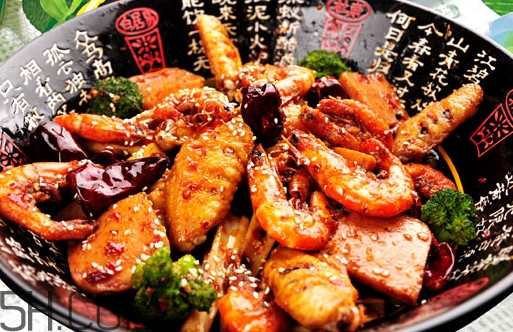 麻辣香鍋是火鍋嗎？麻辣香鍋是燉的還是炒的