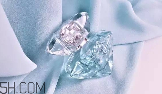 萬(wàn)寶龍lady emblem香水好聞嗎？萬(wàn)寶龍lady emblem藍(lán)鉆香水價(jià)格