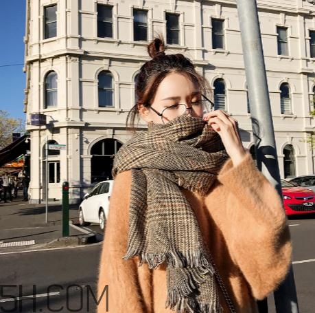怎樣辨別貂絨毛衣真假？貂絨毛衣真假鑒別
