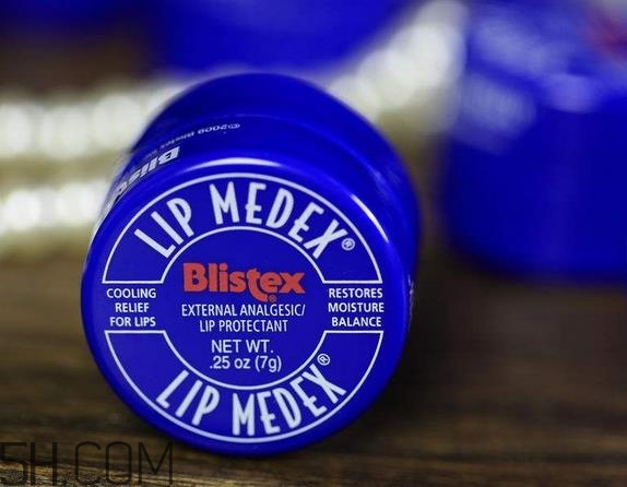 小藍(lán)罐唇膏正品多少錢？小藍(lán)罐唇膏怎么涂抹？