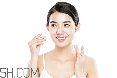 粉刺會(huì)痛嗎？粉刺會(huì)留疤嗎？