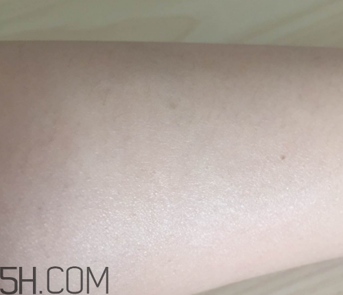 初之印修容氣墊CC霜怎么樣？多少錢？