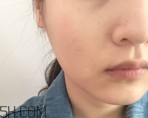 初之印修容氣墊CC霜怎么樣？多少錢？