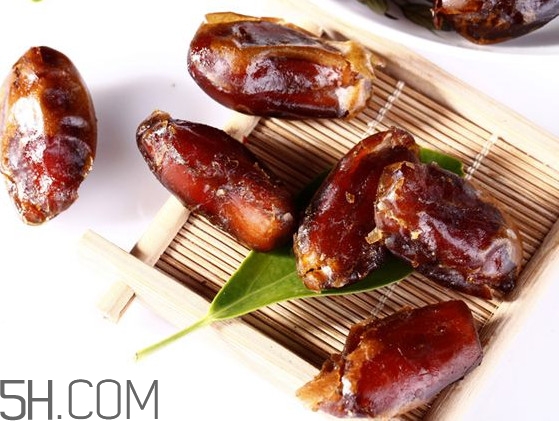 椰棗是哪里的特產(chǎn)？椰棗是棗嗎