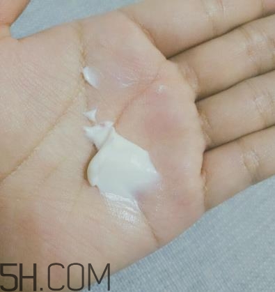 深海四十噚面霜哪里買？深海四十噚面霜含激素嗎？