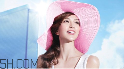 安耐曬各種顏色瓶子的區(qū)別？防曬霜可以直接涂在臉上嗎？