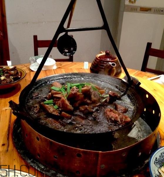 吊鍋是哪里的特色菜？吊鍋是什么菜系？